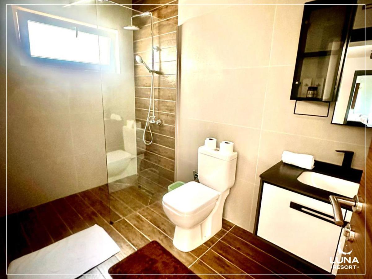 Luna Resort Печ Екстер'єр фото