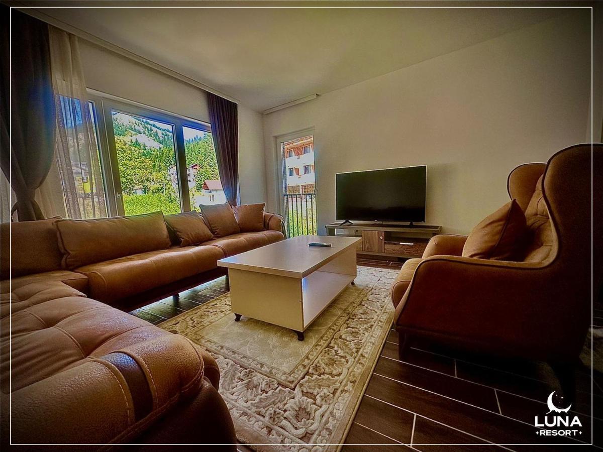 Luna Resort Печ Екстер'єр фото