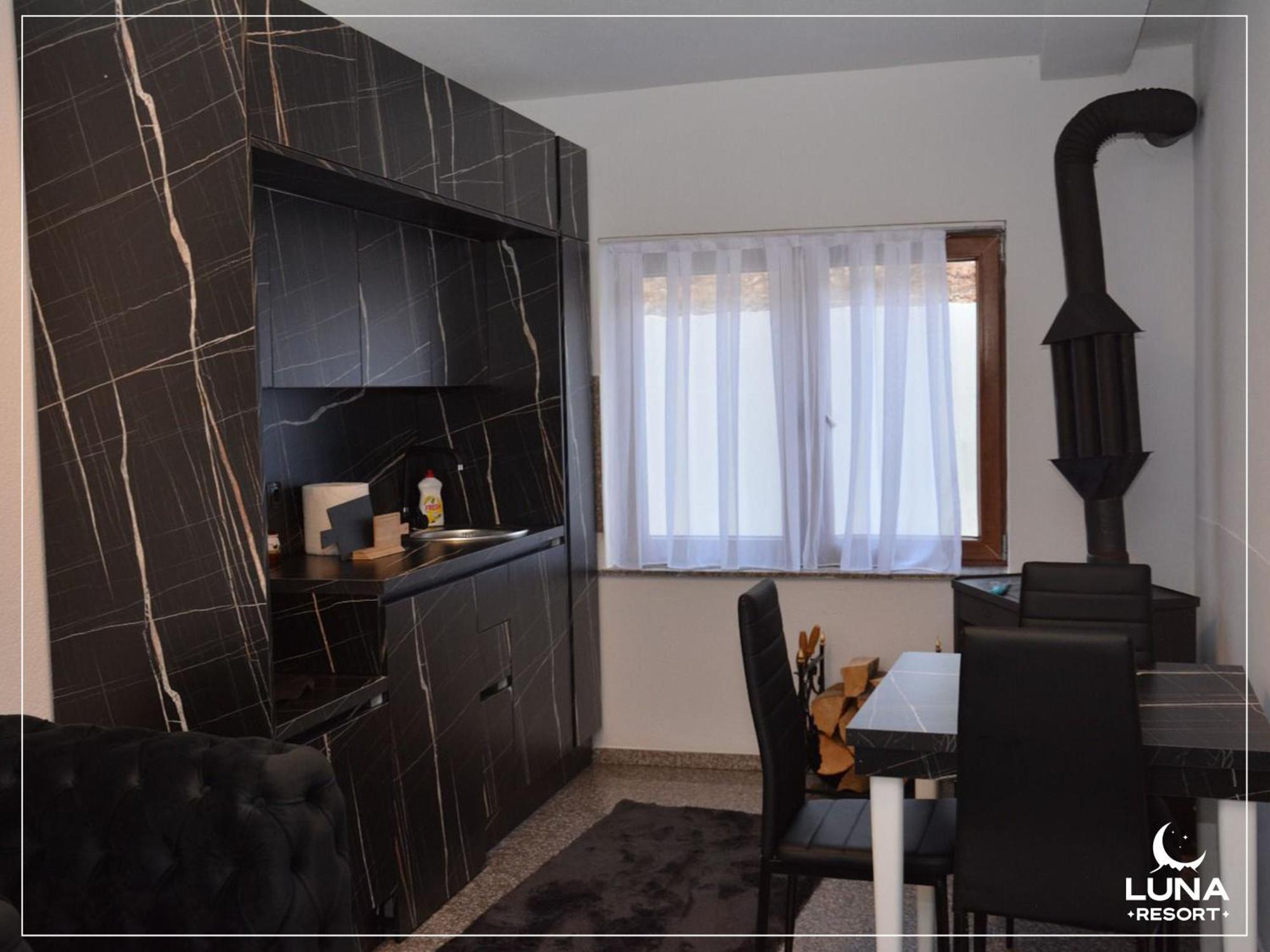 Luna Resort Печ Екстер'єр фото