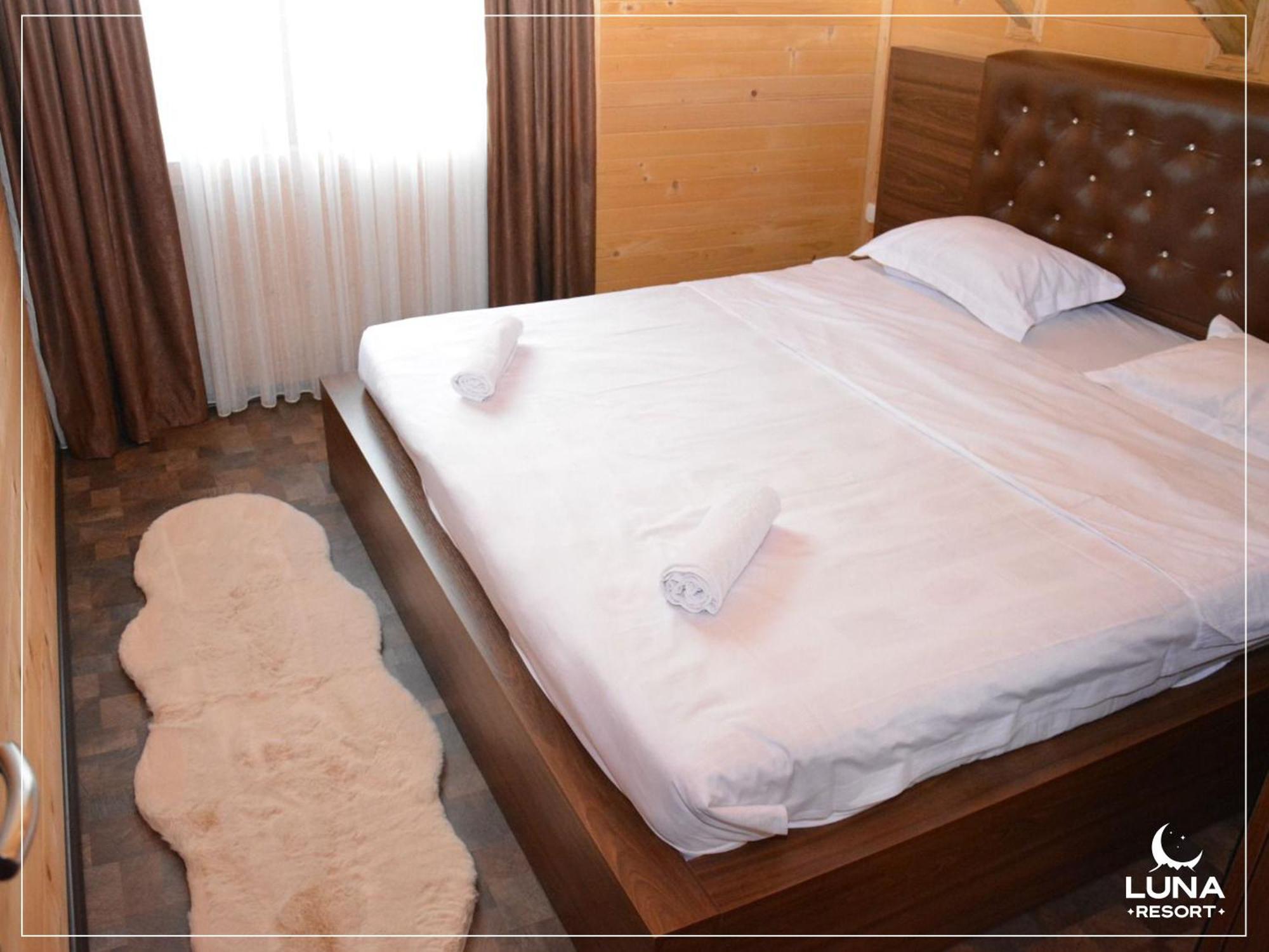 Luna Resort Печ Екстер'єр фото
