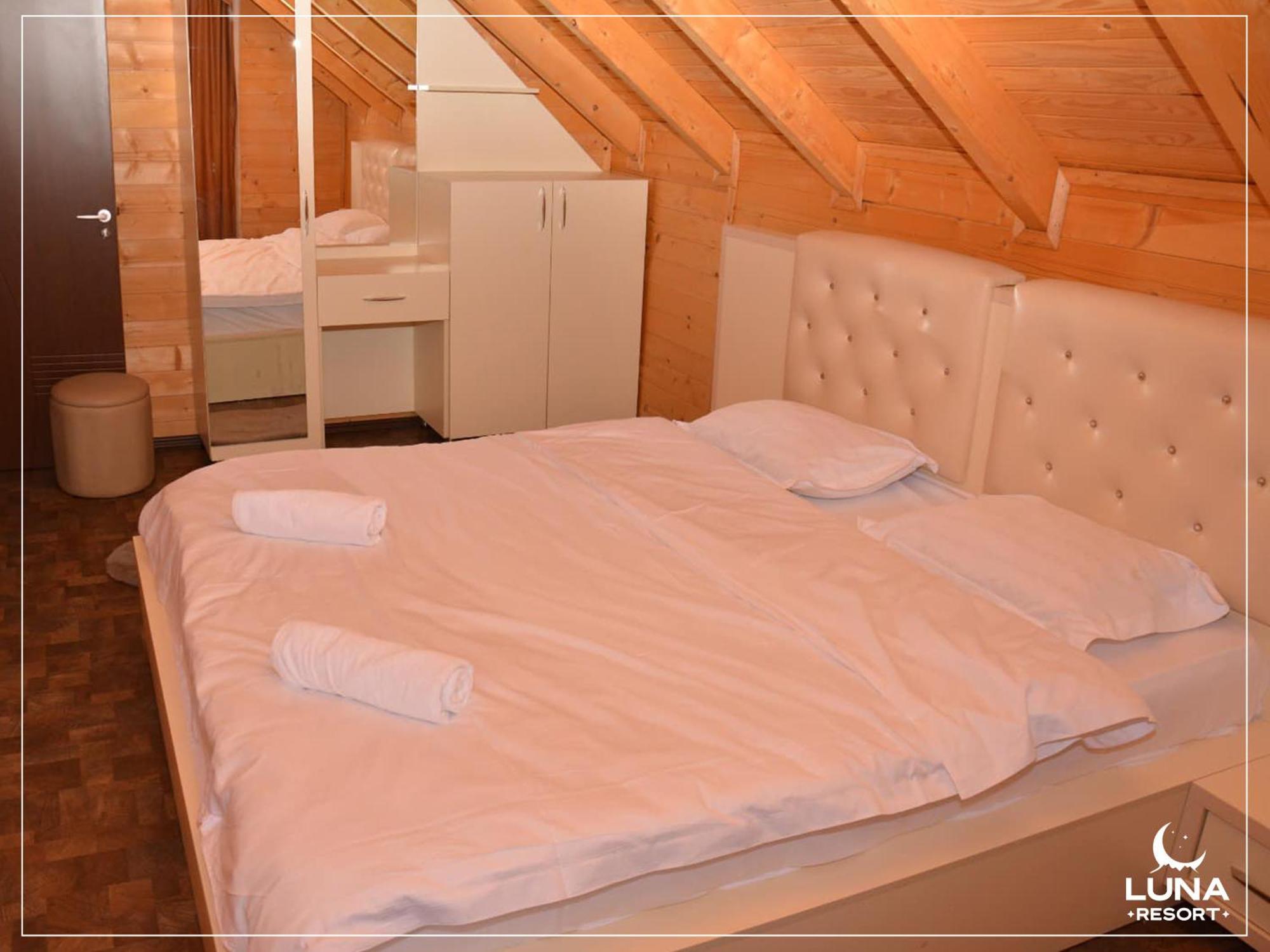 Luna Resort Печ Екстер'єр фото